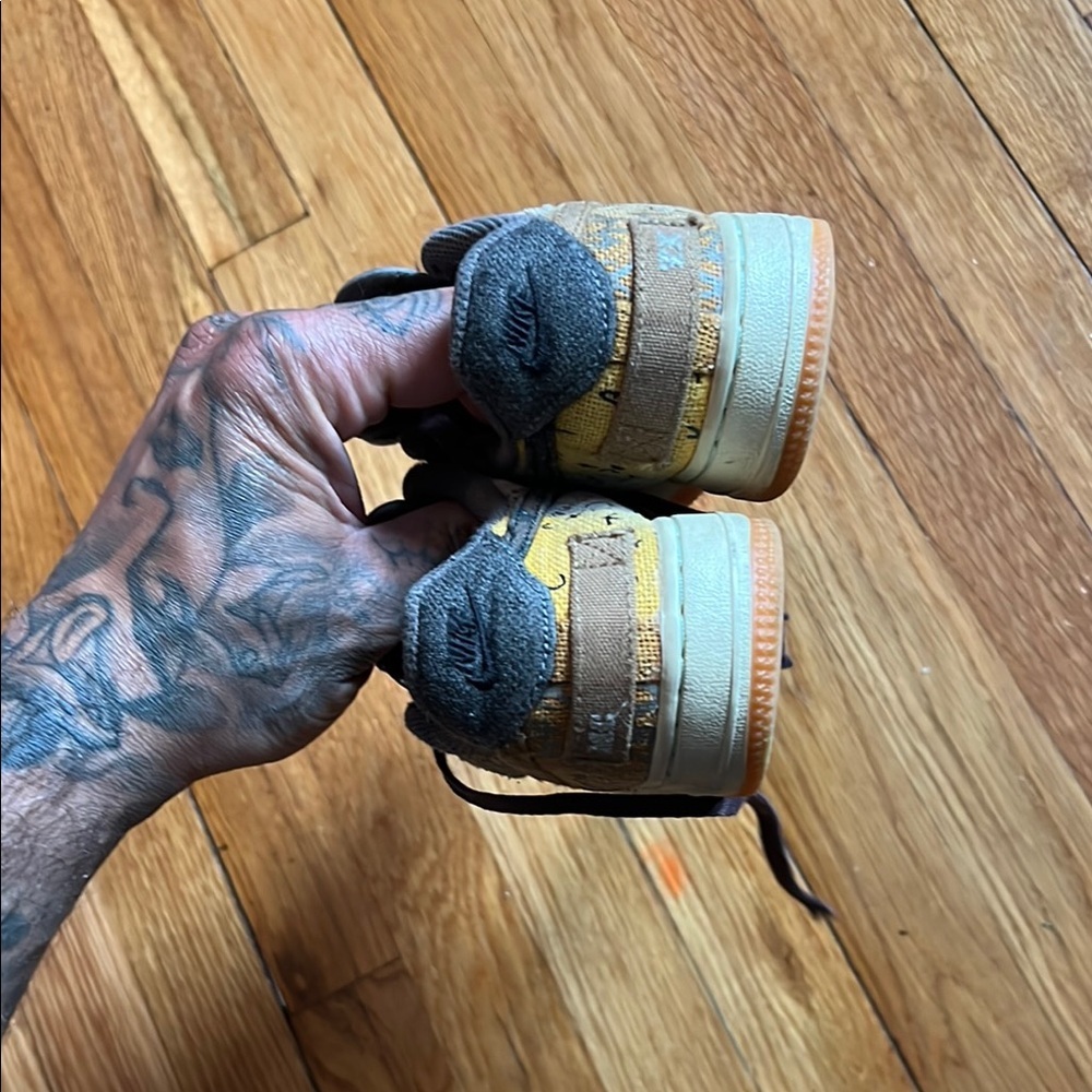 Nike Travis Scott Air Force 1, size 2Y - Picture 5 of 10